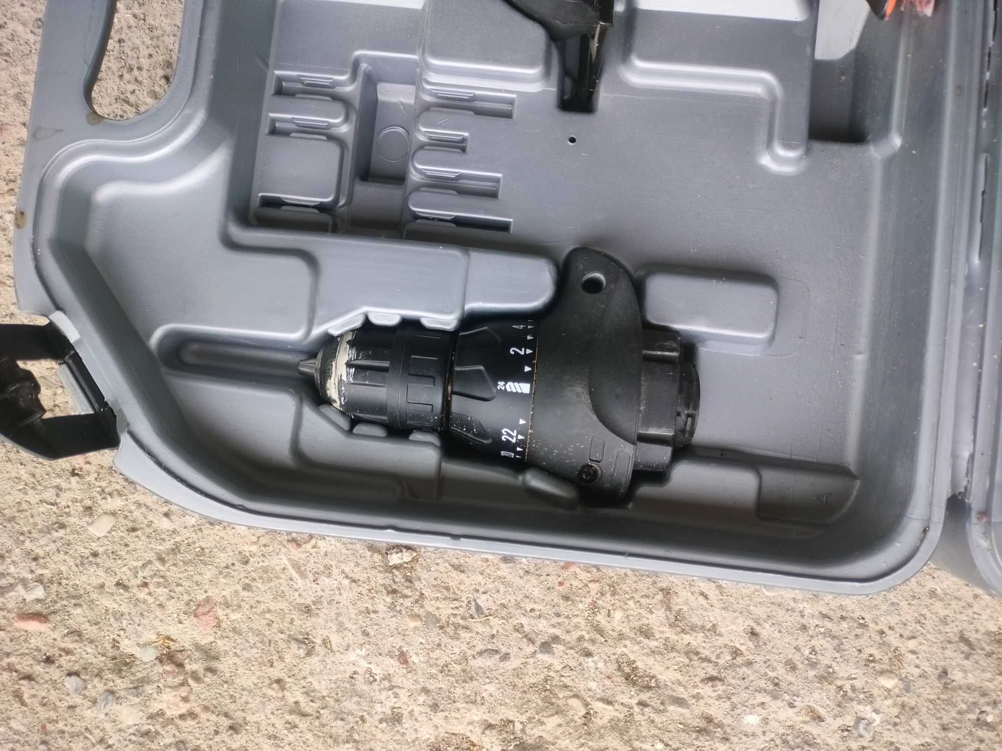 Black Decker Quattro KC 200f 12v wkrętarka