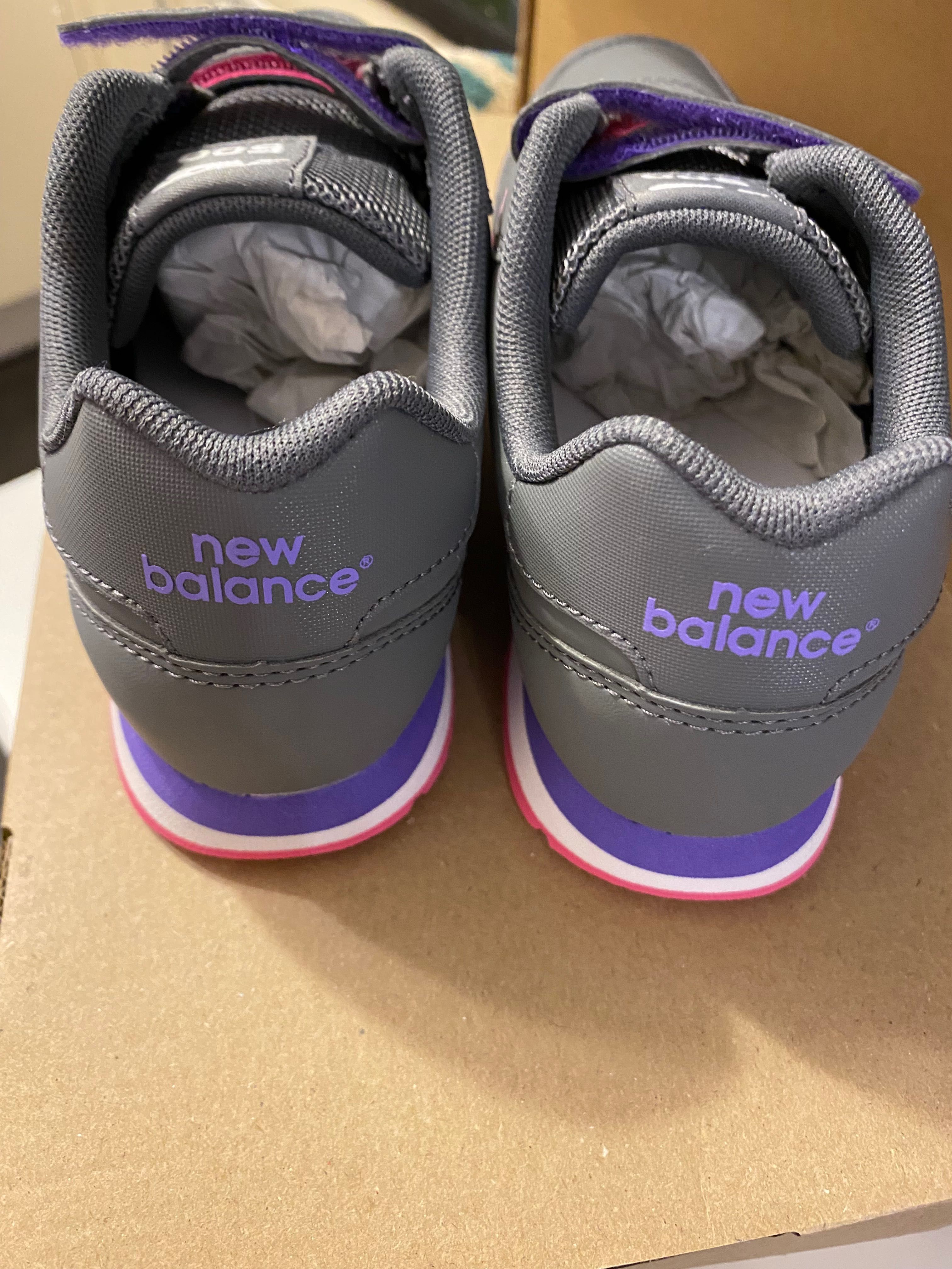 Buty dziewczęce New Balance 35