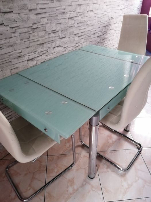 Stół kuchenny rozkładany