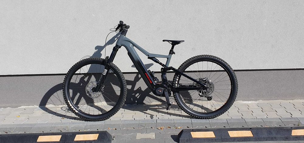 Rower elektryczny FOCUS JAM2 6.7 full 29 BOSCH 800 CX5 2025 cube e-mtb