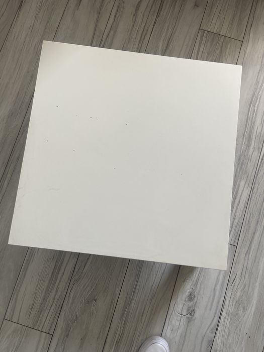 Stoliki biale ikea