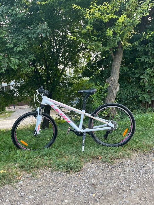 Класний Велосипед Leon