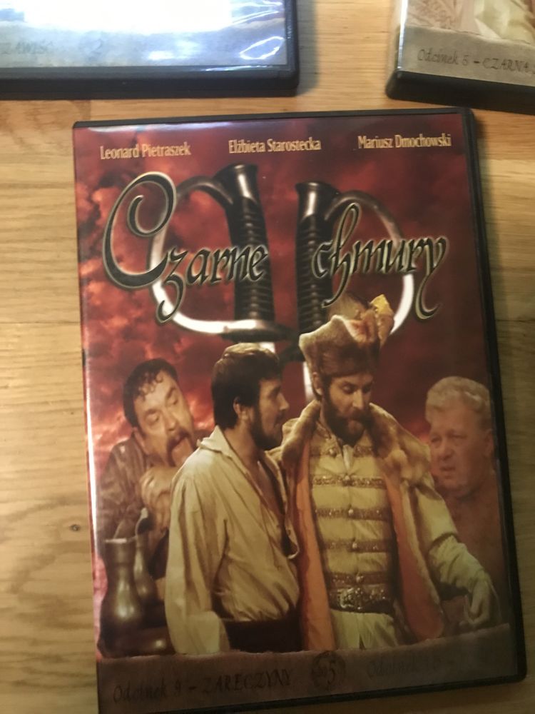 Serial Czarne Chmury 5 plyt DVD