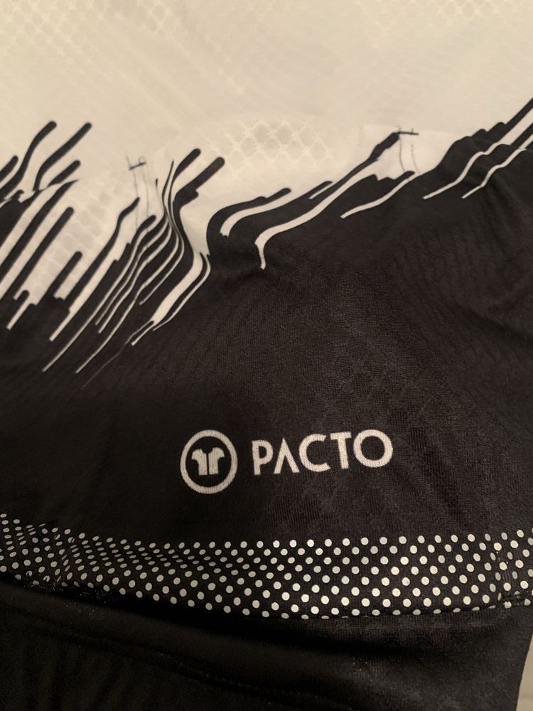 Equipamento Ciclismo Pacto