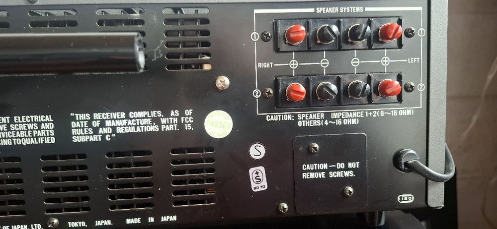Piękny amplituner firmy JVC JR-S100L.