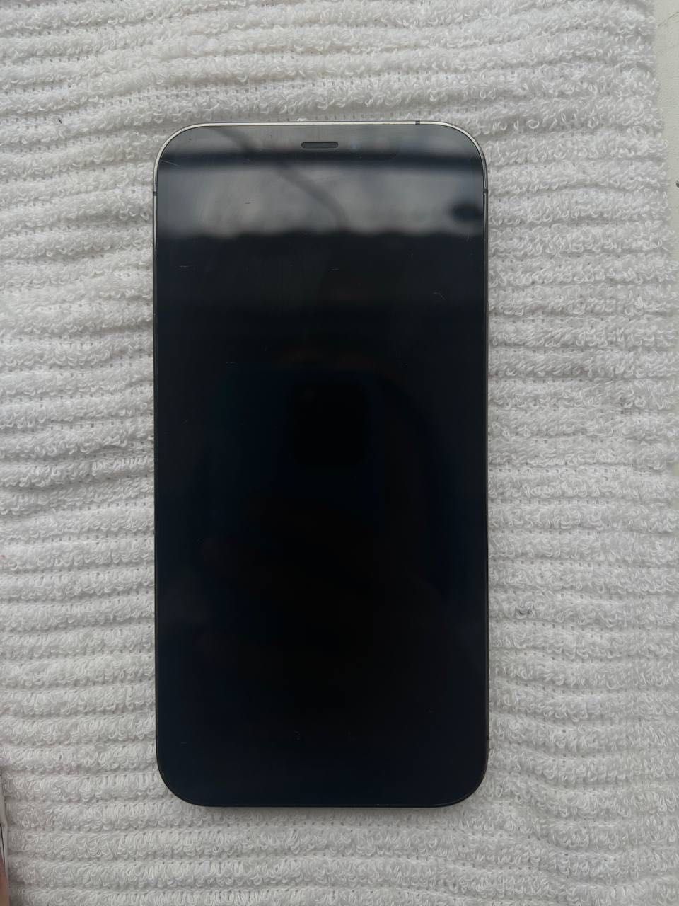 Продам iPhone 12 pro
