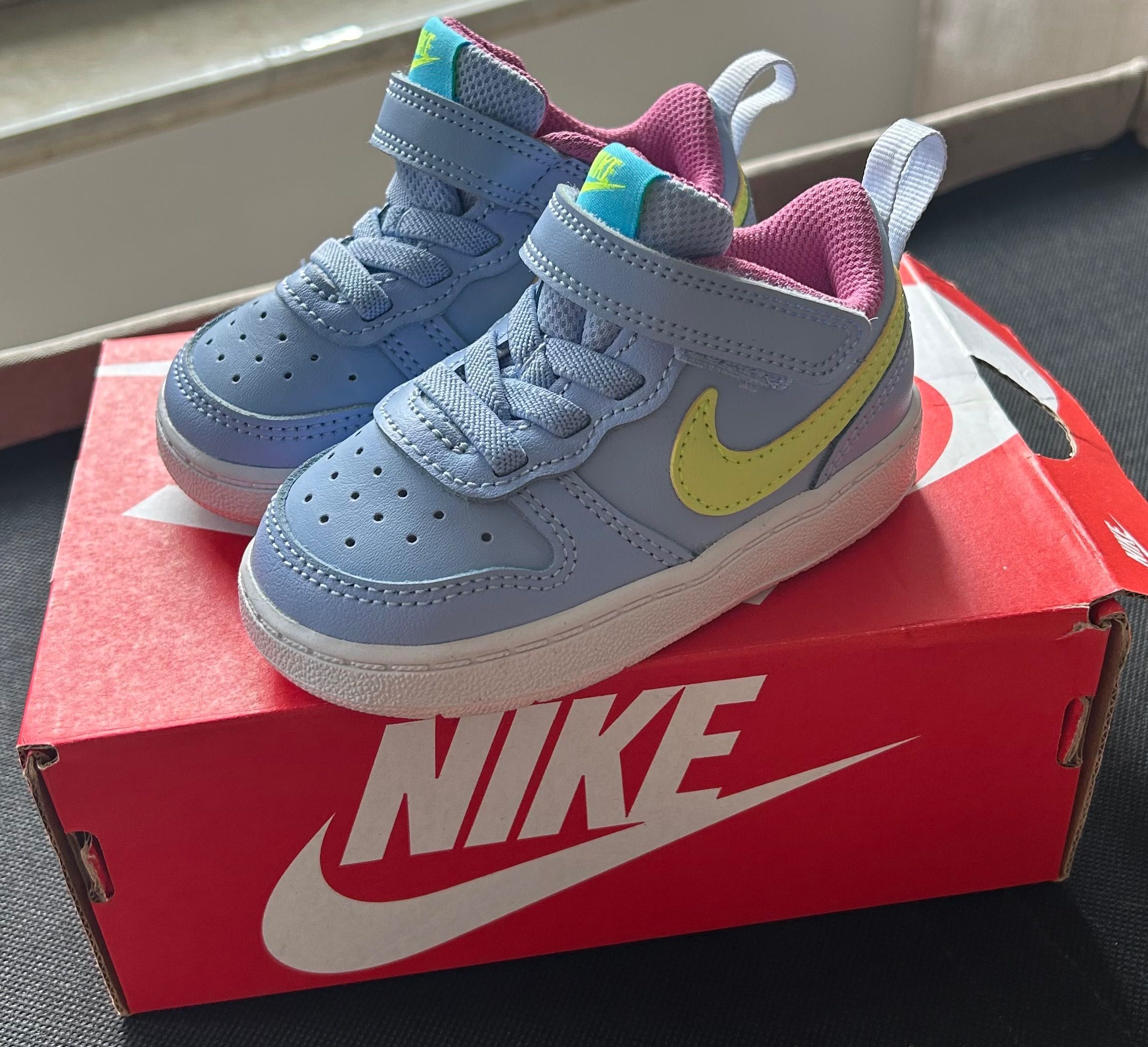 Buty dziecięce NIKE Court Borough Low 2 rozmiar 21