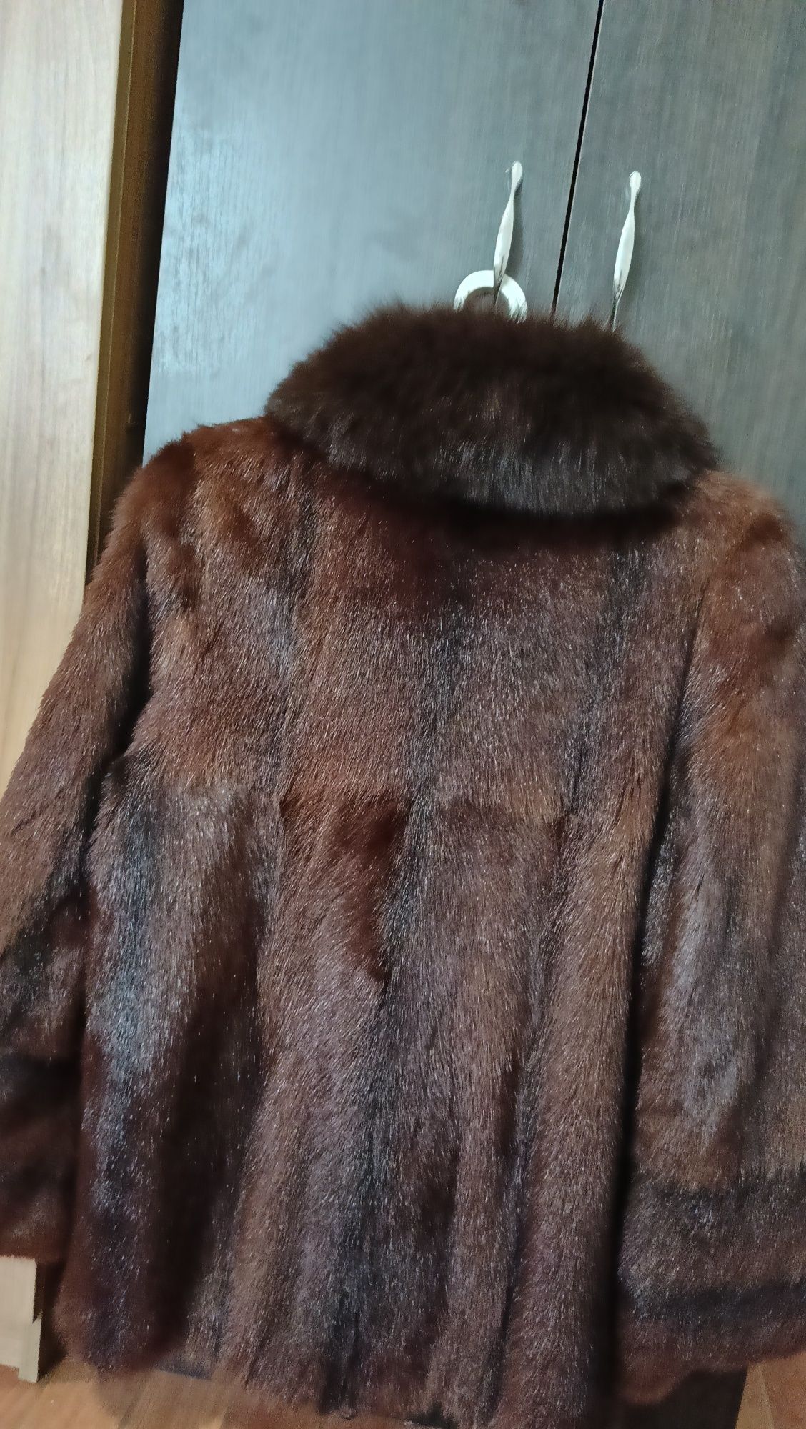 Продам полушубок