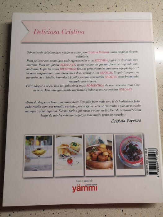 Livro de receitas "Deliciosa Cristina", de Cristina Ferreira