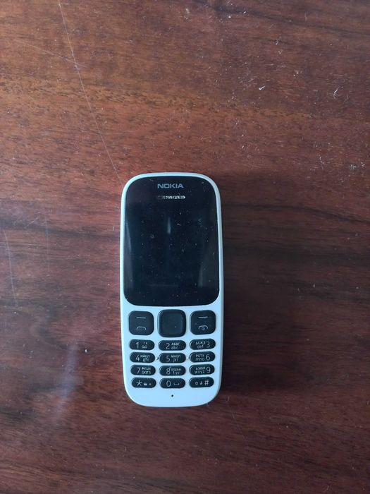 Продам мобільний телефон Nokia 1110