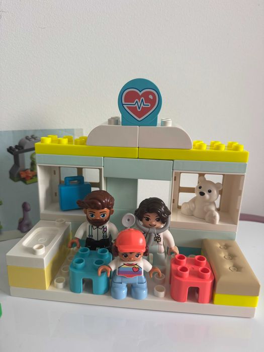 LEGO DUPLO “Dinossauros e Clínica Veterinária