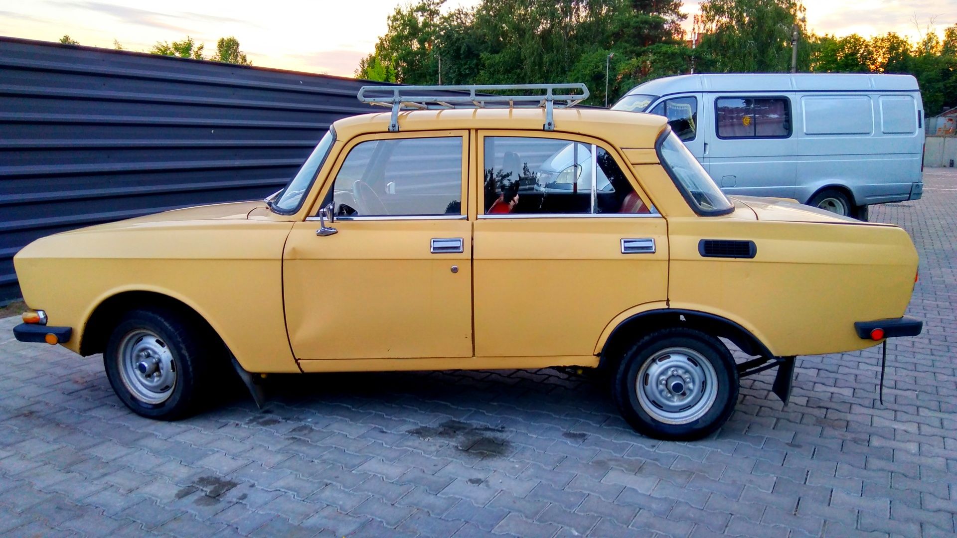 Продам автомобіль АЗЛК 2140 (Москвич) 1986 р.в.