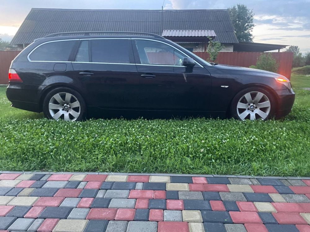 BMW E61 прадається