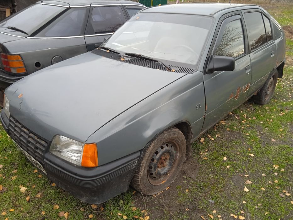 Опель Кадет Е 1.6