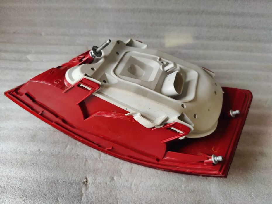 audi a6 s6 c6 4f lampa prawy lewy tył 4f5945095l 4f5945096l