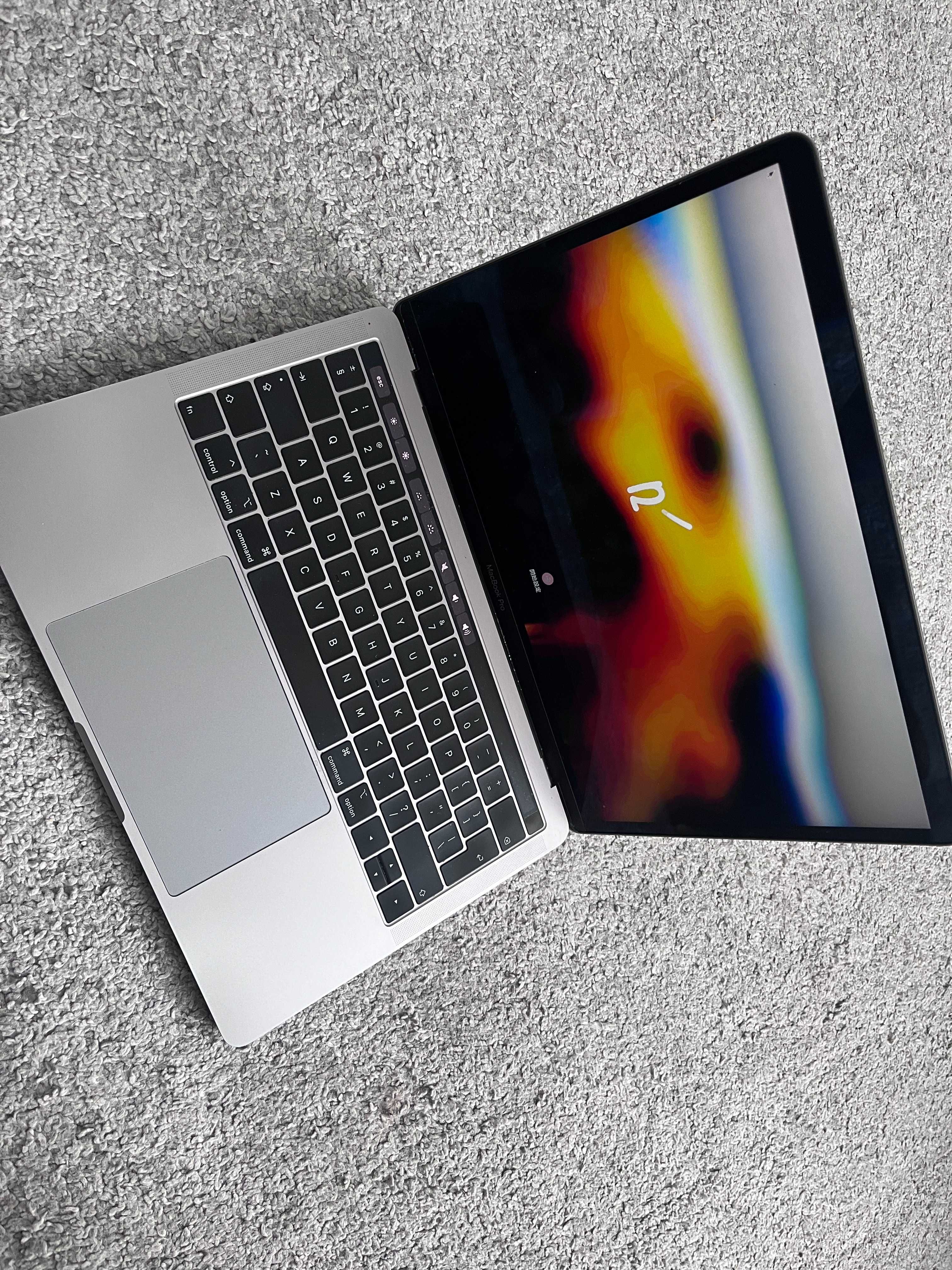 MacBook Pro Intel Core i5