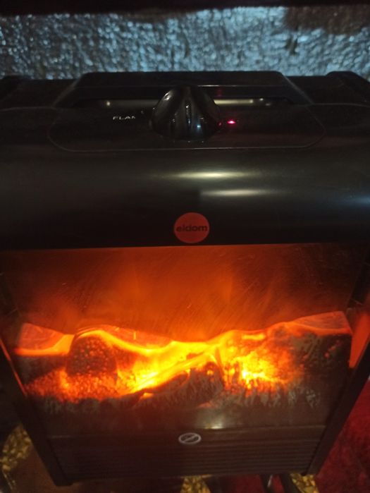 Обігрівач з ефектом живого полум'я