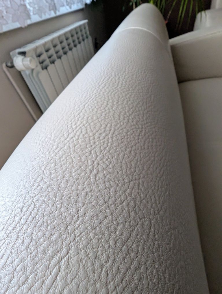 Elegancki Zestaw wypoczynkowy Sofa 3 i sofa 2 os. i puf Gala Ekoskóra