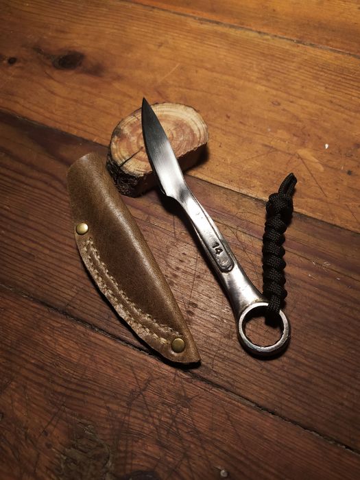 Faca Artesanal em Chave de Bocas