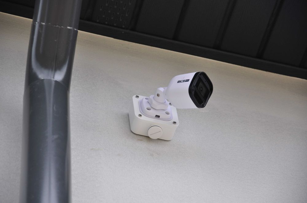 Montaż napędów do bram, kamer CCTV, systemów alarmowych SSWiN