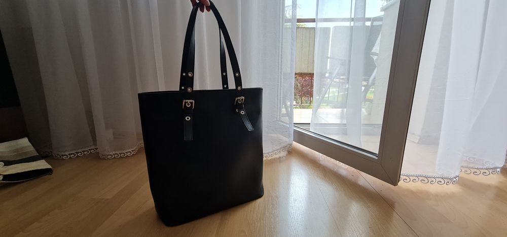 Torebka damska skórzana duża czarna