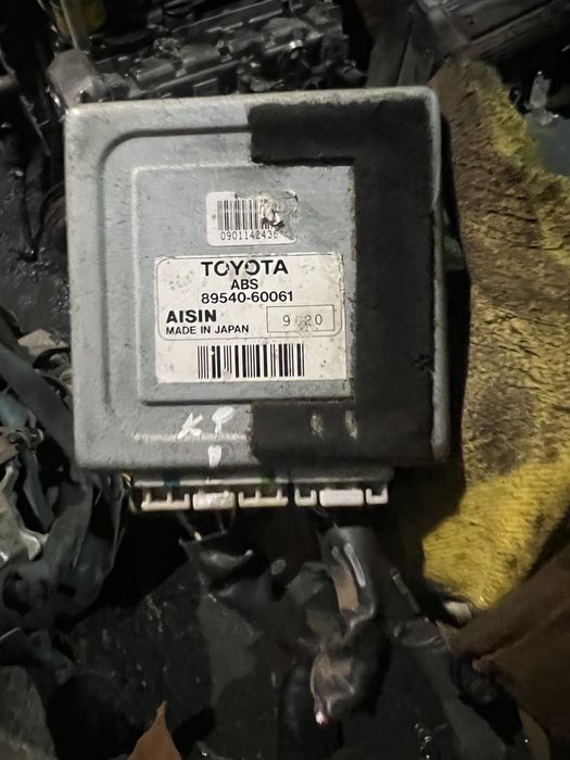 89540-60061 блок управління ABS Toyota Land Cruiser (HDJ90) 1998