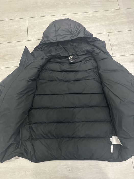 Пуховик Nike оригинал