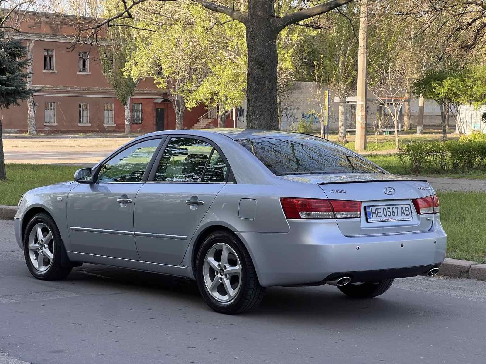 Продаю Hyundai Sonata