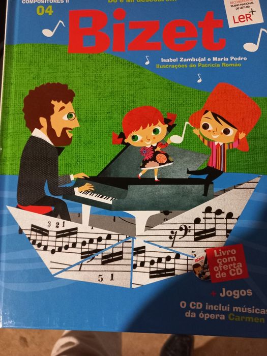 Livros sobre música com CDs.