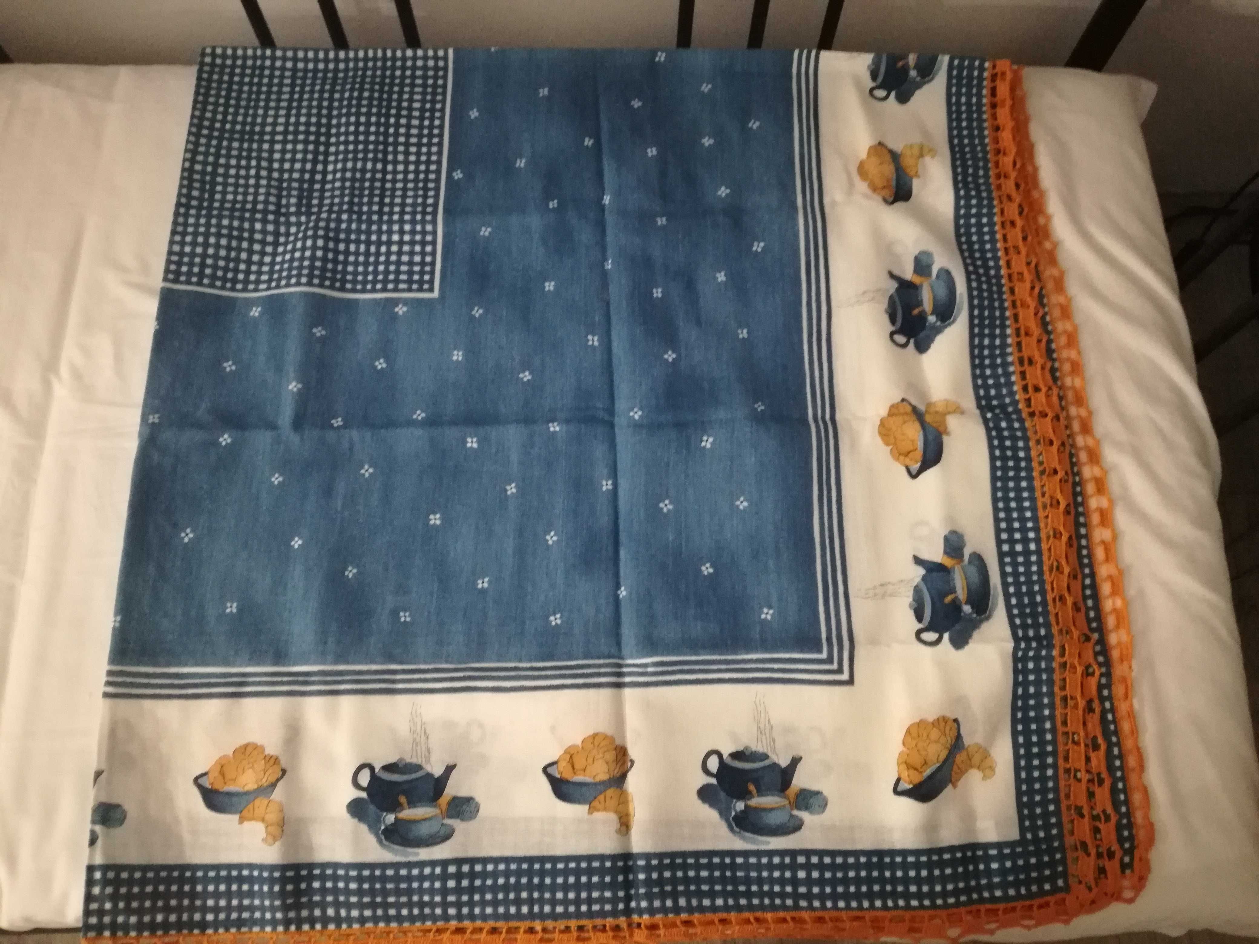 Toalhas e roupa cozinha