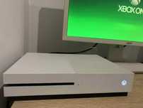 Szprzedam xboxa one s