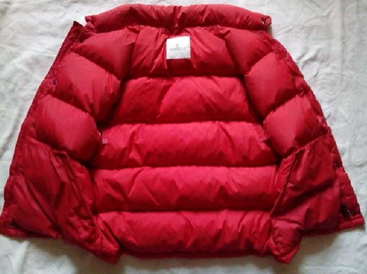Мужской винтажный пуховик жилет оригинал Moncler