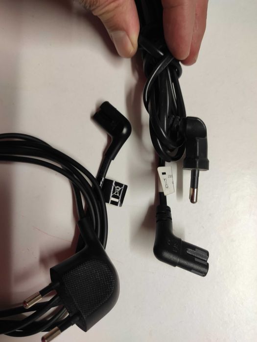 Cabo de alimentação C7 (Vários)