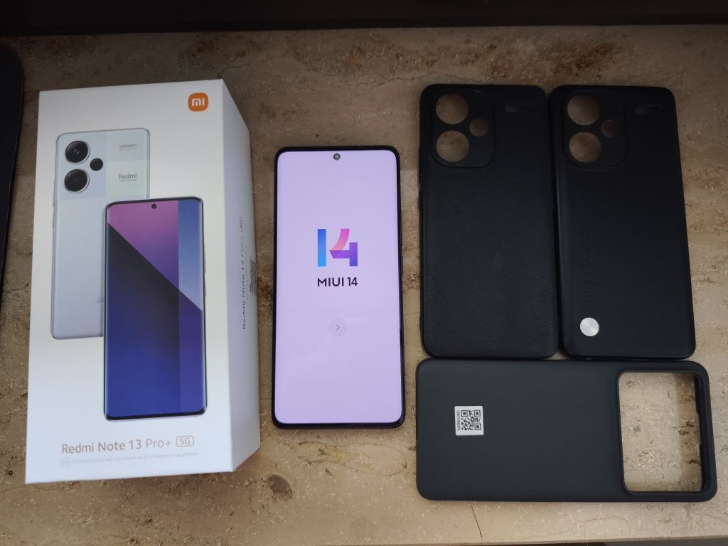 Xiaomi Redmi note 13 pro plus 5g 12/512 GB  5g + 3 Eetui w zestawie