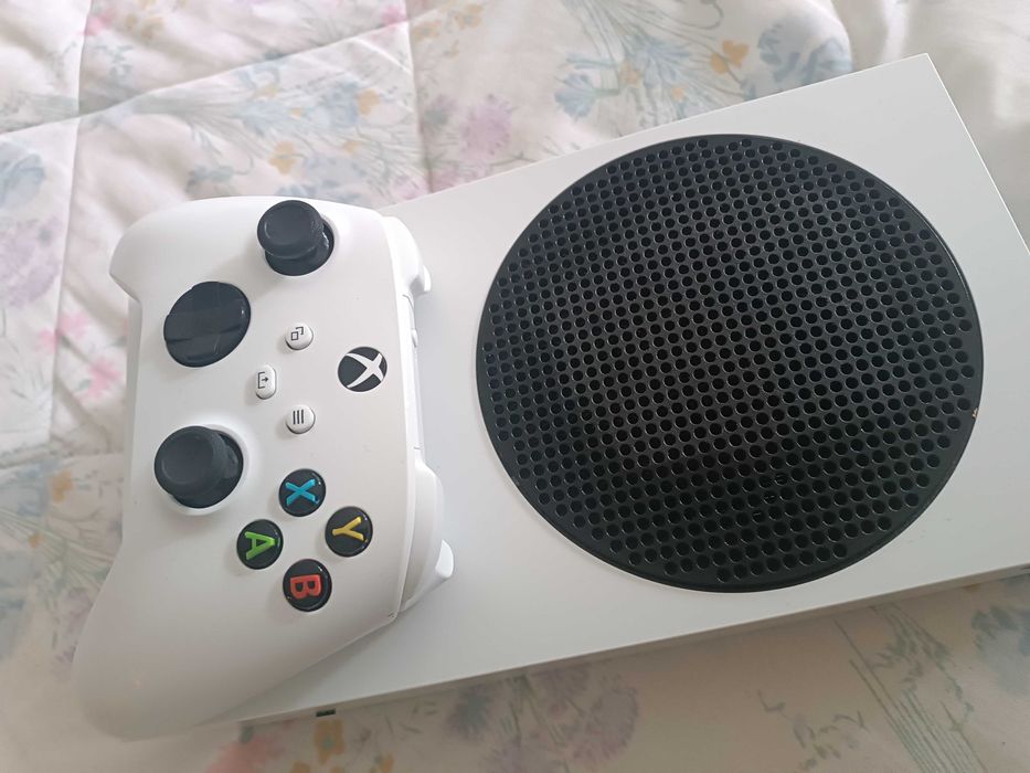 X-BOX Series S 2 meses de uso