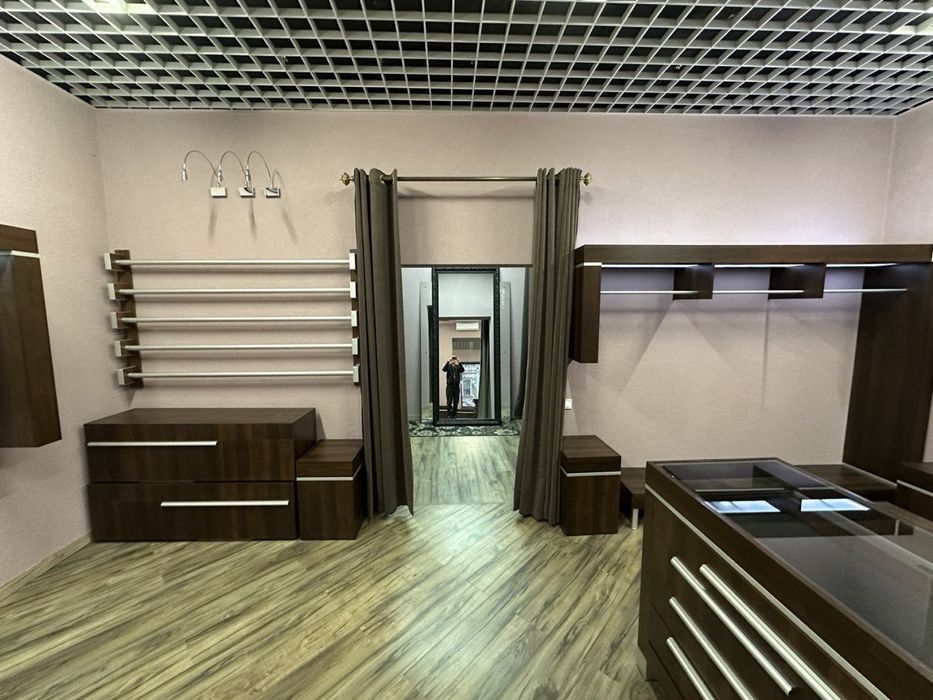 Продам или сдам в аренду торговое помещение (дейсвующий магазин) 80м2