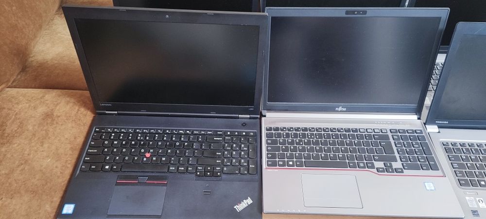 Ноутбуки Лот 9шт. і5-6го покоління.