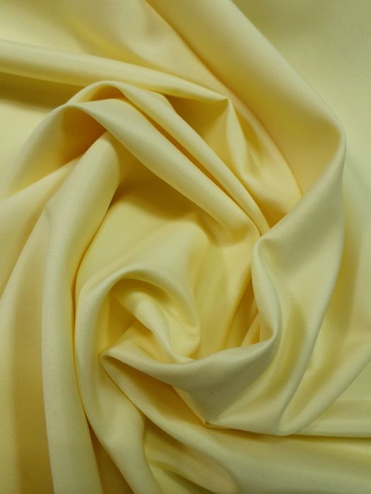 Podszewka jasna żółta szer.150 cm.