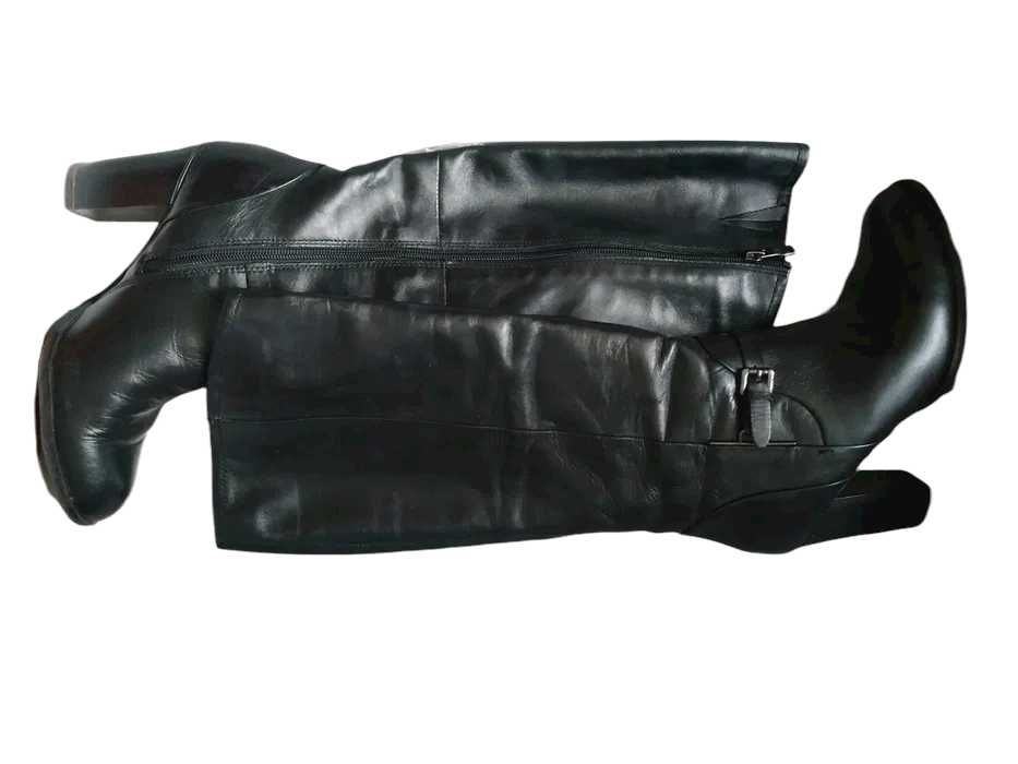 Marco Tozzi kozaki czarne skórzane buty na obcasie Black antic 38