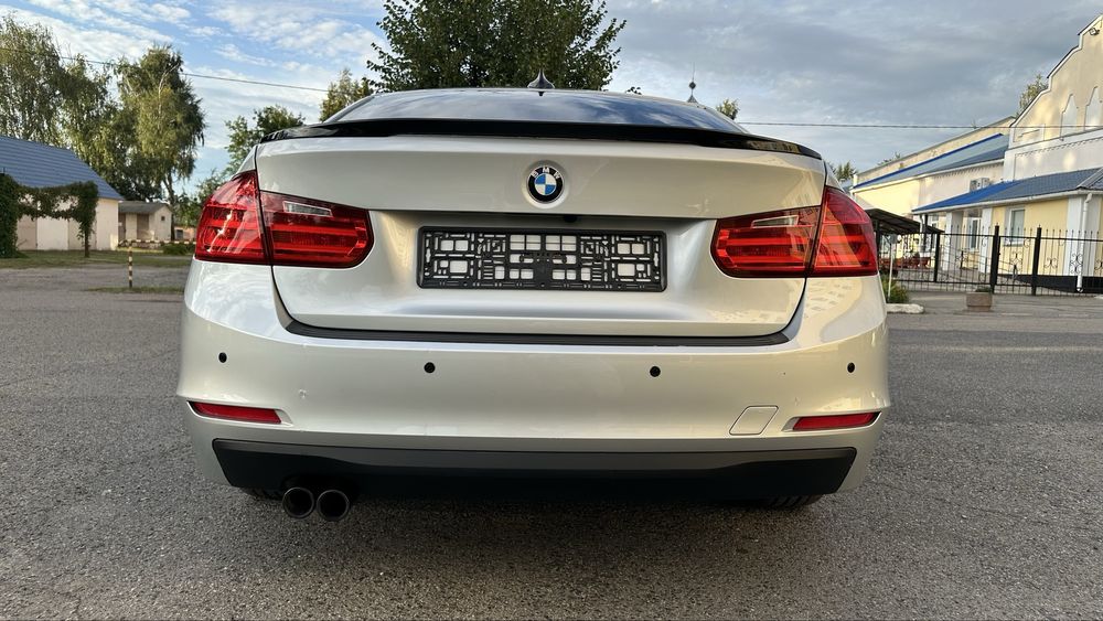 BMW F30 328i 2013