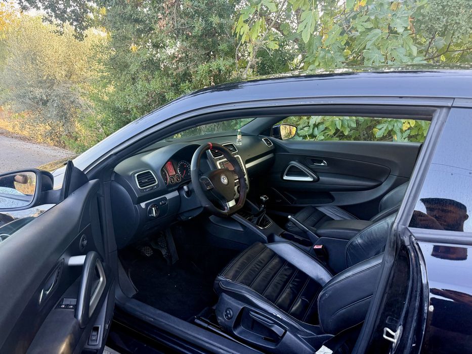 Volkswagen Scirocco 2.0 TSI Sport Caixa Manual