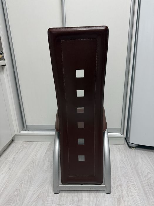 Стільці обідні 4шт