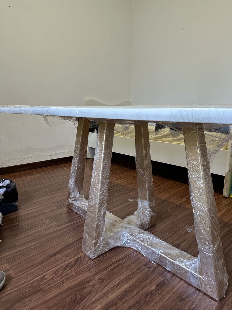 Mesa Refeição 2000 C/ Tampo de Madeira e Pé central