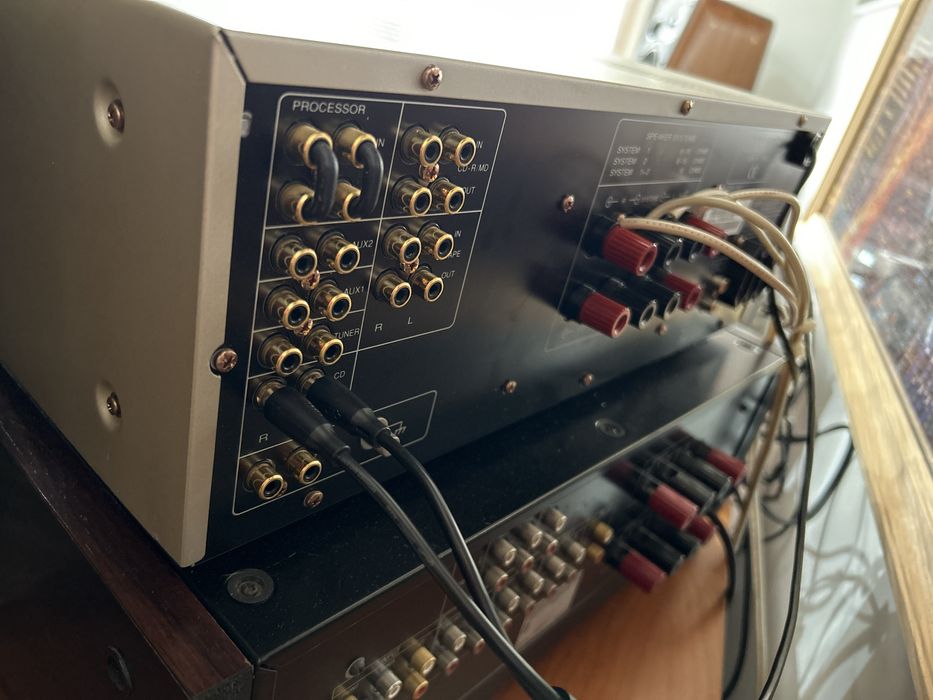 Amplificador Marantz PM 7200 Gold