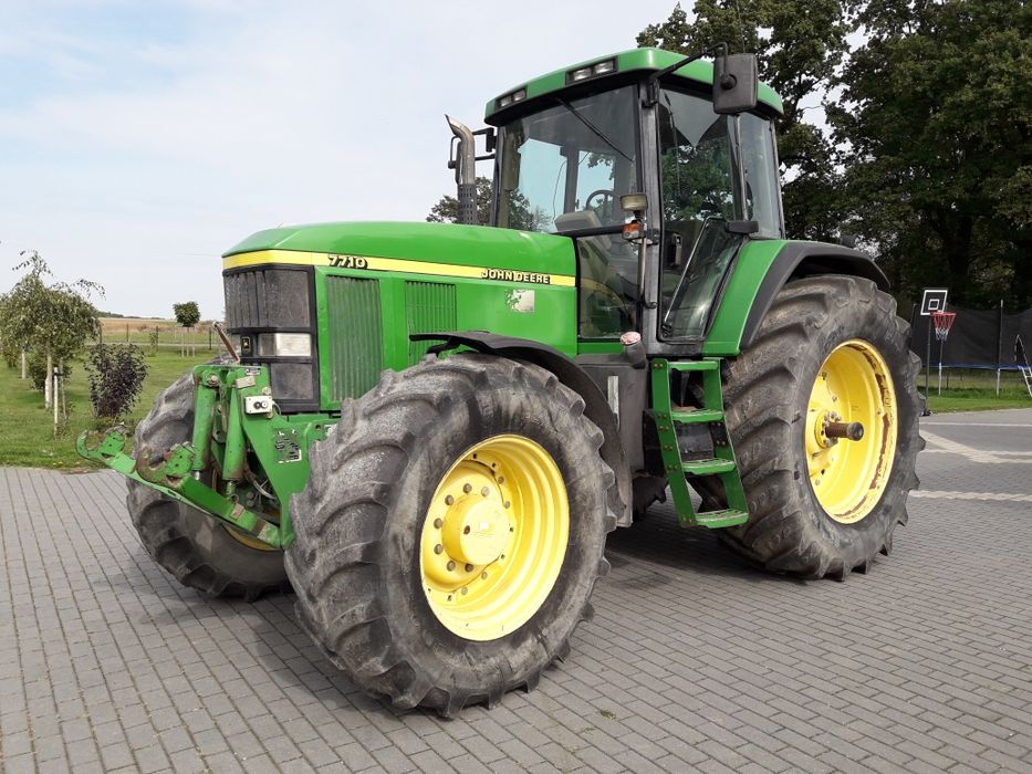 Ciągnik John Deere 7710 oryginał 175KM. TLS.