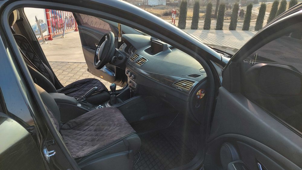 Рено меган 2013 універсал