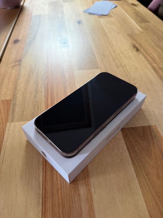 iPhone 16 PRO 256GB Złoty IDEALNY Gratisy ETUI