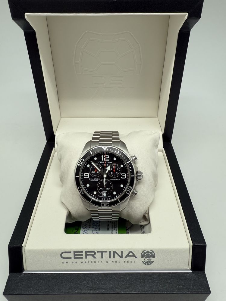 Швейцарський годинник Certina