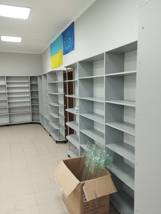 Стелажі ДСП ламіновані 10 метрів плюс 2 вугли комплектом