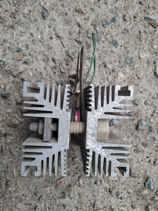 Диод 320 А "таблетка"